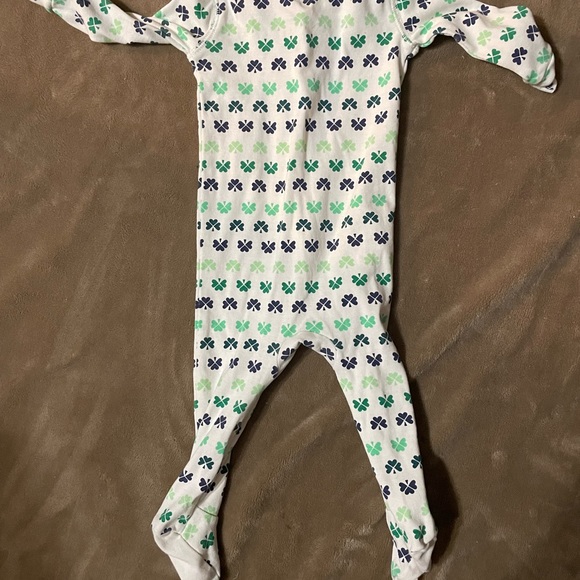 ST. PATRICKS DAY FOOTIE - PRIMARY - Picture 3 of 4